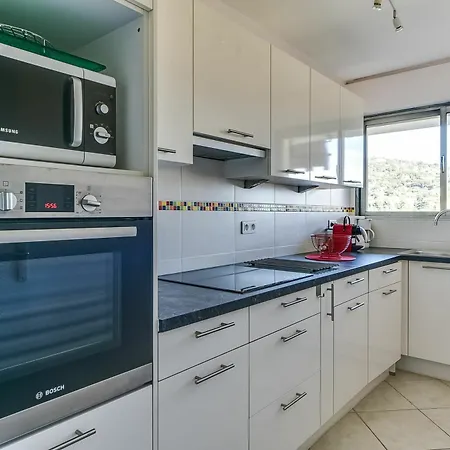 Les Elfes 2 Apartment *